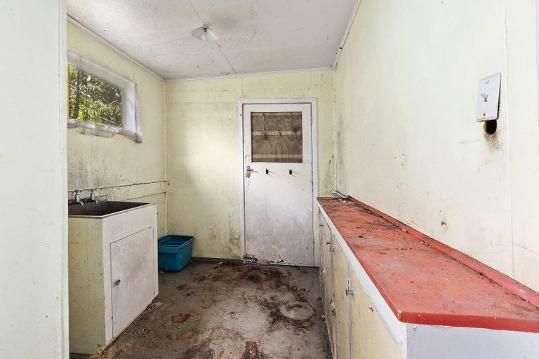 Photo of property in 19 Beauchamp Street, Tawa, Wellington, 5028