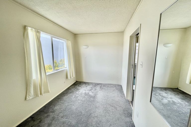Photo of property in Melksham Towers, 304/131 Brougham Street, Mount Victoria, Wellington, 6011