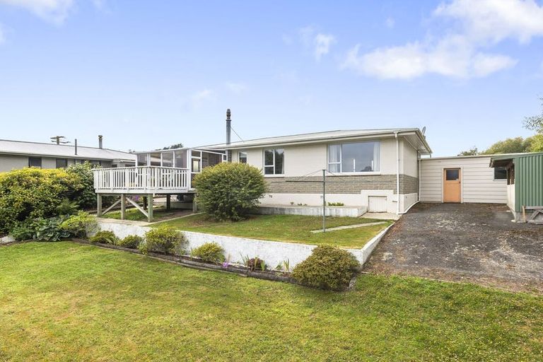 Photo of property in 24 Watson Street, Green Island, Dunedin, 9018