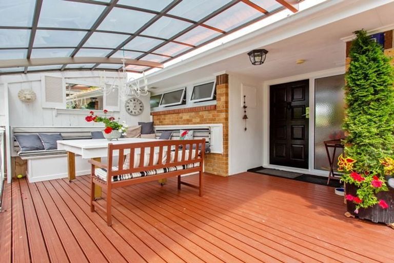 Photo of property in 1/39 Patons Road, Howick, Auckland, 2014