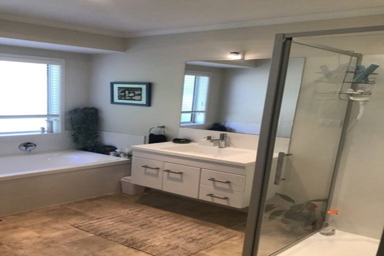 Photo of property in 7 Delta Close, Pyes Pa, Tauranga, 3112