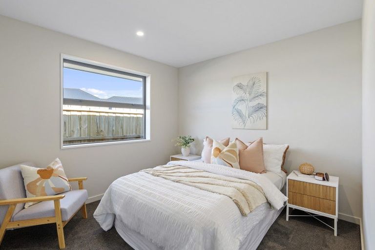 Photo of property in 26 Paradise Way, Halswell, Christchurch, 8025