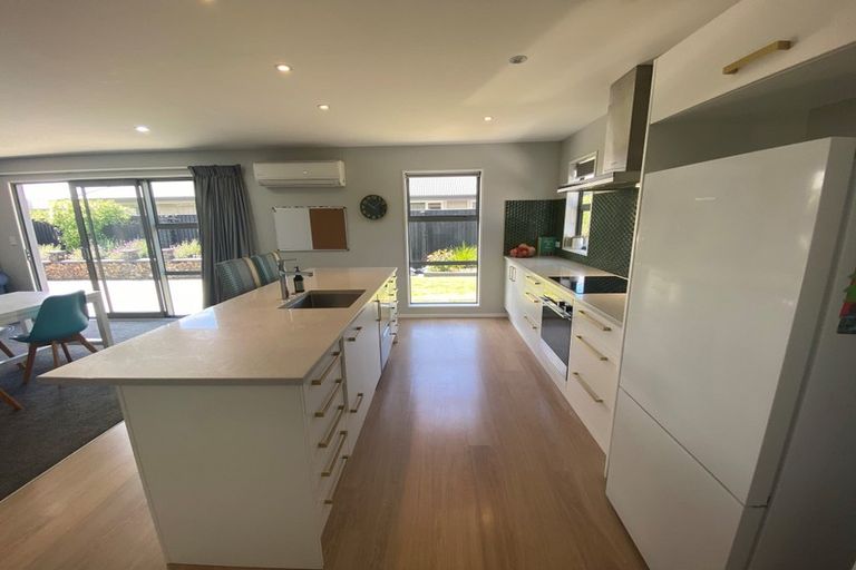 Photo of property in 22 Huntingdon Drive, Rangiora, 7400