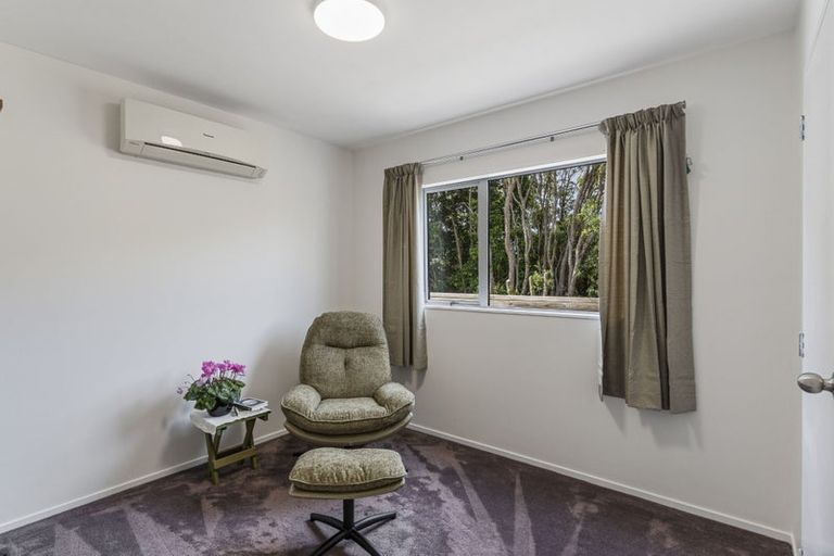 Photo of property in 89 Shakespear Road, Army Bay, Whangaparaoa, 0930