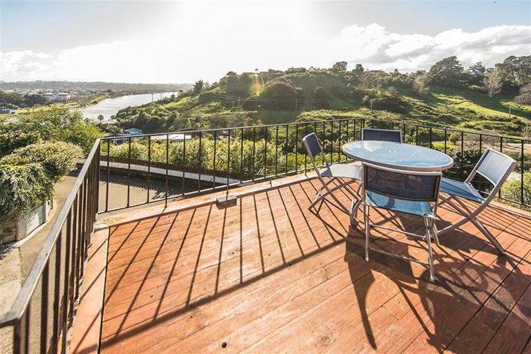 Photo of property in 18 Rees Street, Durie Hill, Whanganui, 4500