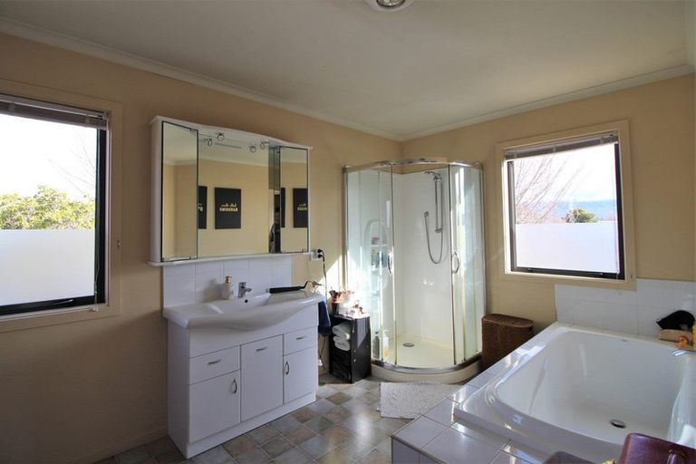 Photo of property in 16 Ashworth Street, Alexandra, 9320