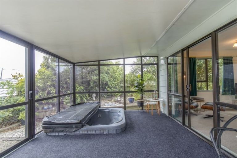 Photo of property in 151 Mark Avenue, Grenada Village, Wellington, 6037