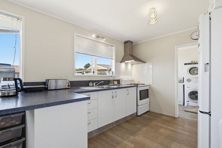 Photo of property in 4 Jupiter Street, Milson, Palmerston North, 4414