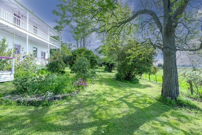 Photo of property in 847b Pouto Road, Te Kopuru, 0371