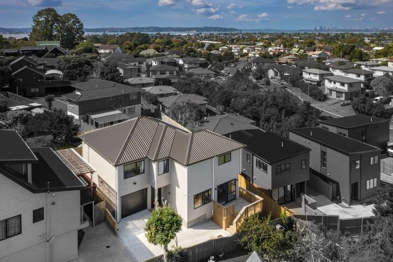 Photo of property in 10a Mescal Street, Massey, Auckland, 0614