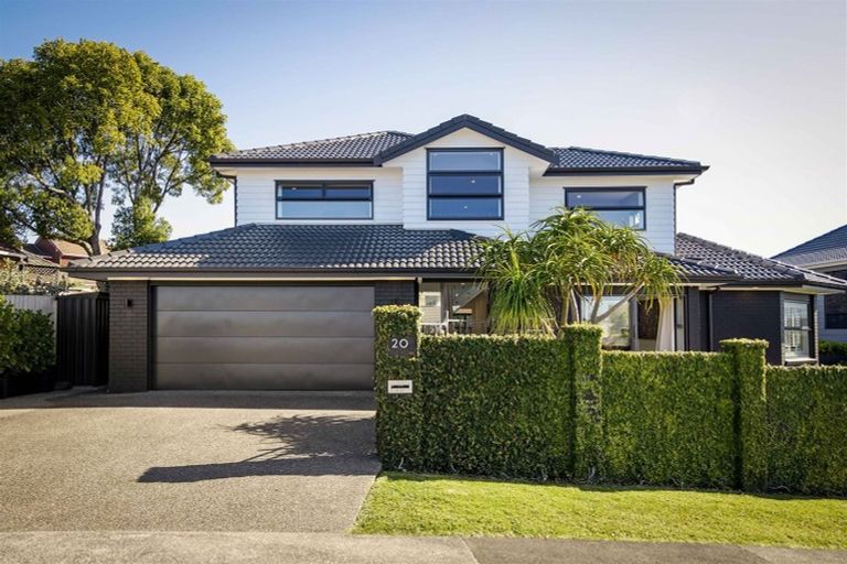 Photo of property in 20 Renoir Street, West Harbour, Auckland, 0618