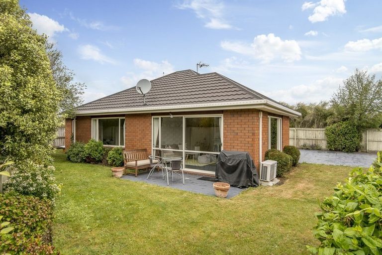 Photo of property in 19 Seascape Gardens, Bromley, Christchurch, 8062