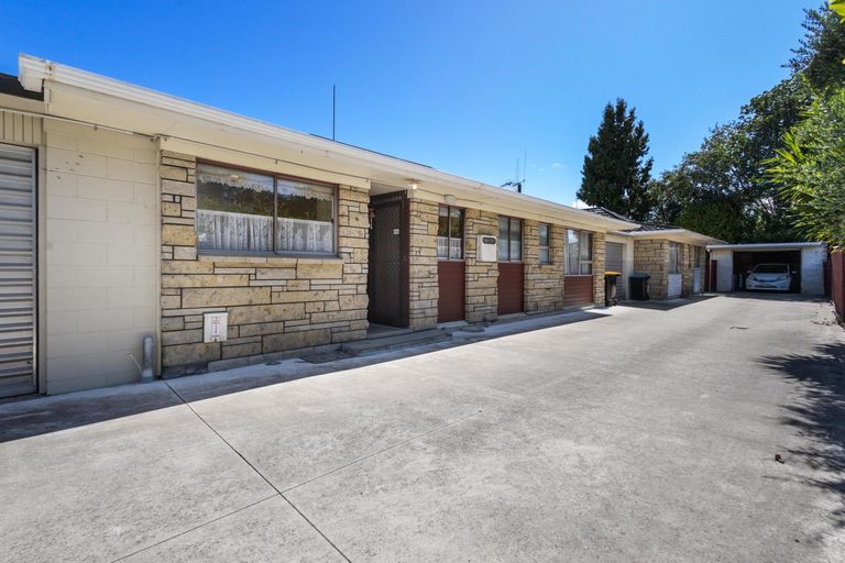 Photo of property in 11b Bowen Street, Cambridge, 3434