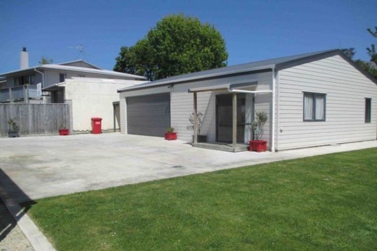 Photo of property in 9 Paisley Street, Levin, 5510