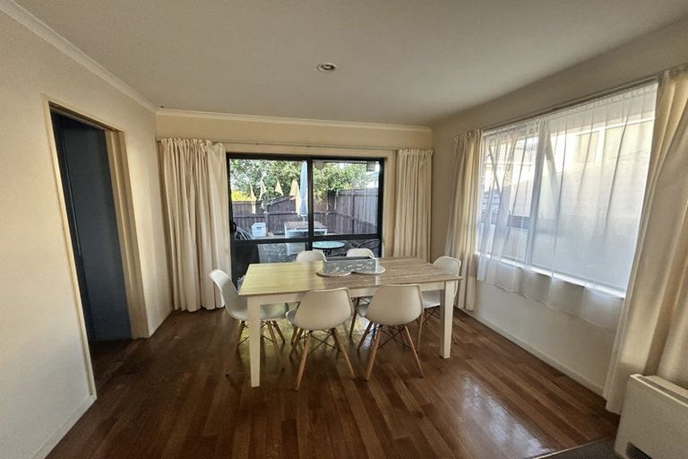 Photo of property in 15 Caragh Place, East Tamaki, Auckland, 2016