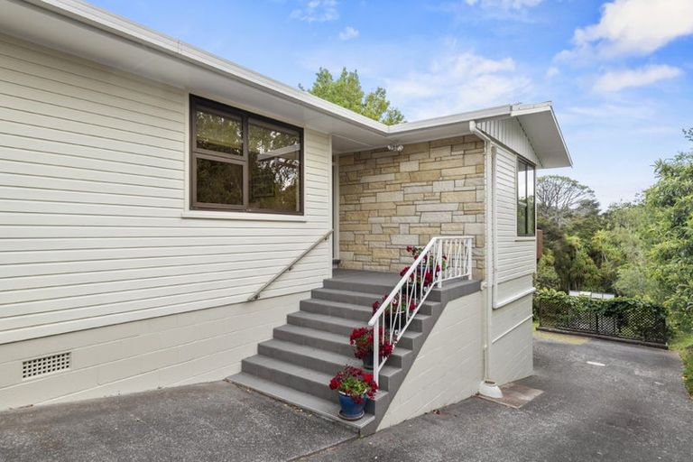 Photo of property in 8 Kauri Road, Birkenhead, Auckland, 0626