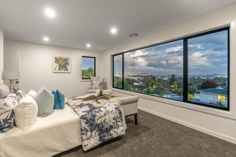 Photo of property in 44 Chatswood Grove, Chatswood, Auckland, 0626