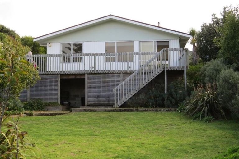 Photo of property in 29 William Street, Waikanae Beach, Waikanae, 5036