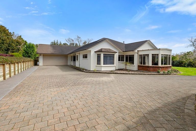 Photo of property in 26 Shelter Grove, Frankleigh Park, New Plymouth, 4310