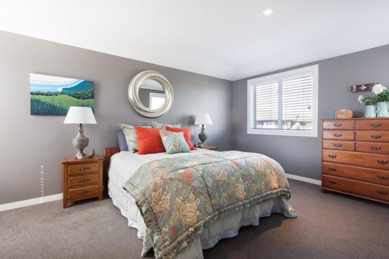 Photo of property in 58 Oceanbeach Road, Mount Maunganui, 3116
