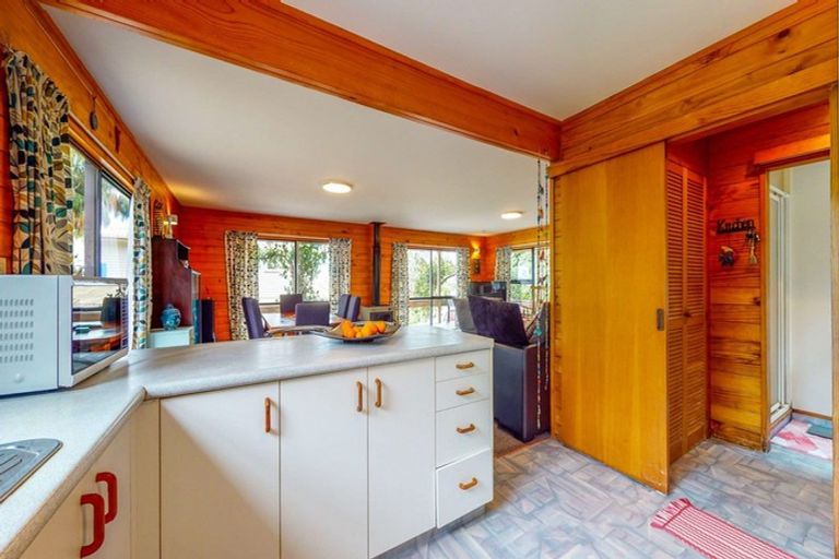 Photo of property in 12 Adams Road, Thornton Bay, Thames, 3575