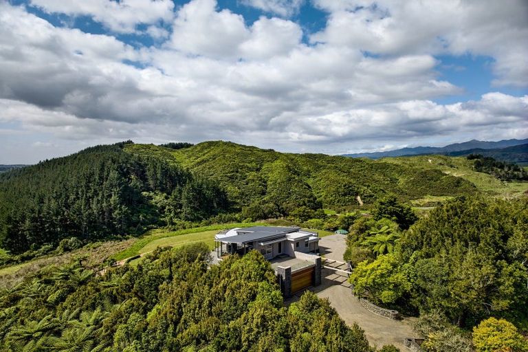 Photo of property in 102 Kuku East Road, Kuku, Levin, 5570