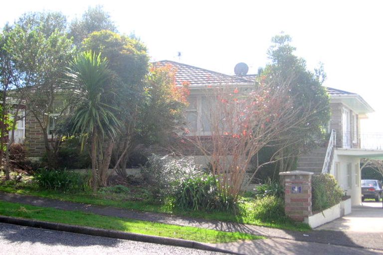 Photo of property in 91 Waimumu Road, Massey, Auckland, 0614