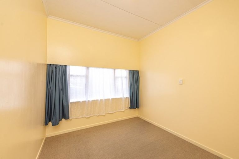 Photo of property in 20 Ruapehu Street, Castlecliff, Whanganui, 4501