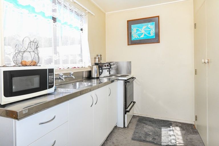 Photo of property in 319 Flaxmere Avenue, Flaxmere, Hastings, 4120