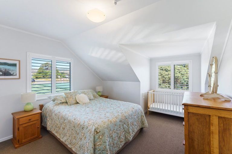 Photo of property in 19 Dixie Street, Te Horo Beach, Otaki, 5581