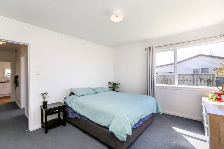 Photo of property in 10 High Street West, Waitara, 4320
