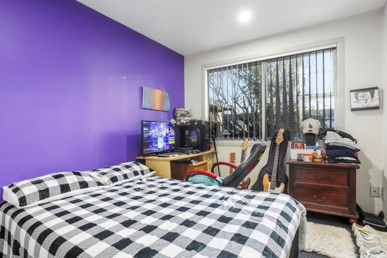 Photo of property in 35 Mcdivitt Street, Manurewa, Auckland, 2102