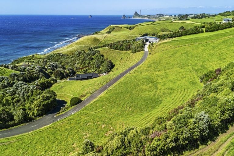 Photo of property in 19 Washer Road, Omata, New Plymouth, 4374