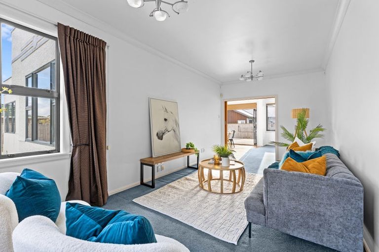 Photo of property in 49 Haydon Street, Roslyn, Palmerston North, 4414