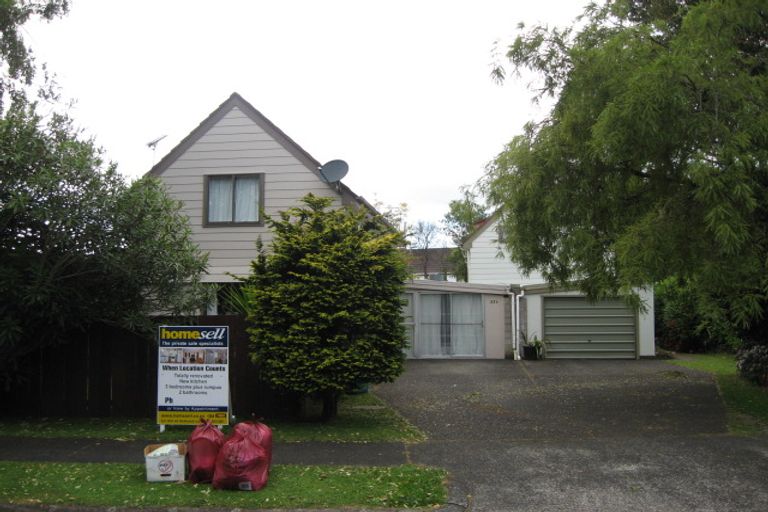 Photo of property in 33b Challen Close, Conifer Grove, Takanini, 2112