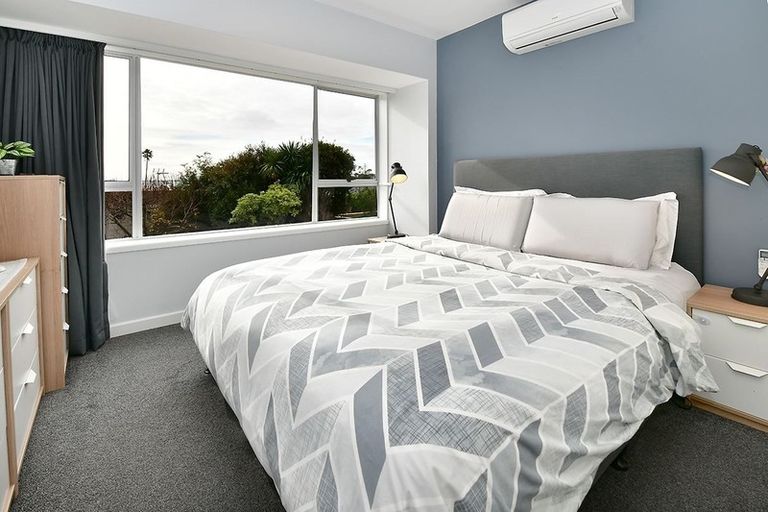 Photo of property in 33a Rosario Crescent, Red Beach, 0932