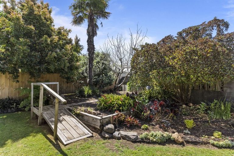Photo of property in 108 Mark Street, Whangamata, 3620