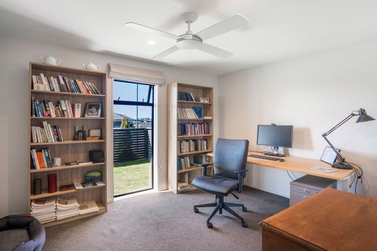 Photo of property in 17 Aroha Street, Pegasus, 7612