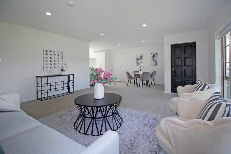 Photo of property in 18 Regalwood Place, Favona, Auckland, 2024