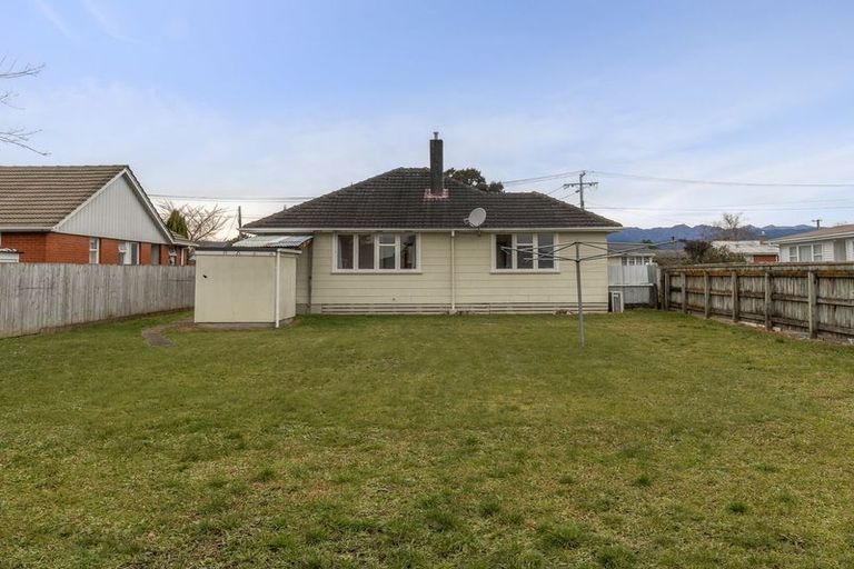 Photo of property in 5 Clyde Street, Levin, 5510
