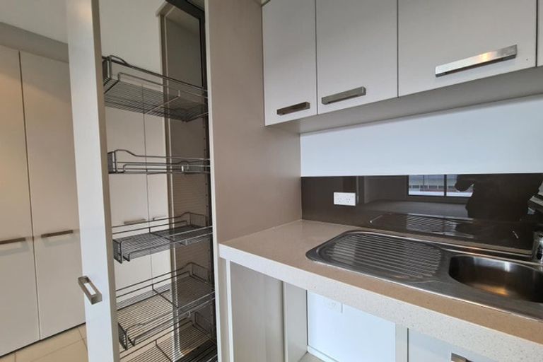 Photo of property in Bella Vista, 1f/84 Gunner Drive, Te Atatu Peninsula, Auckland, 0610