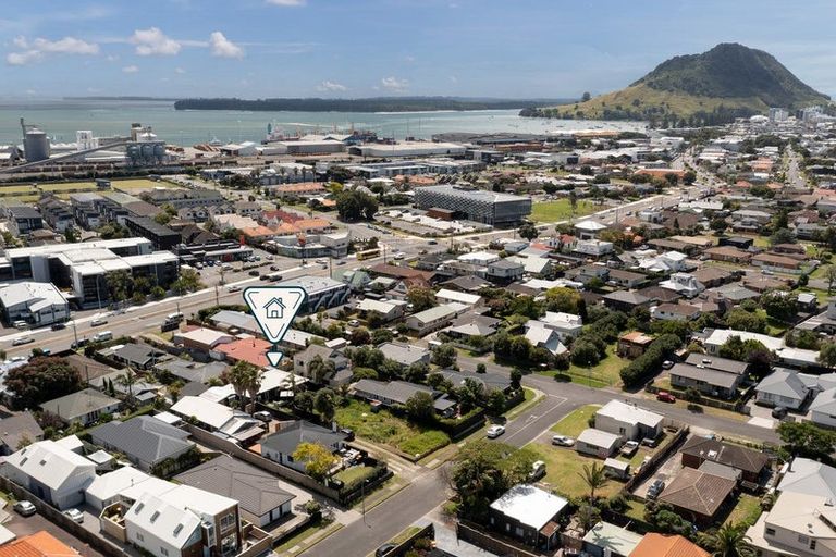 Photo of property in 6b Riverton Road, Mount Maunganui, 3116