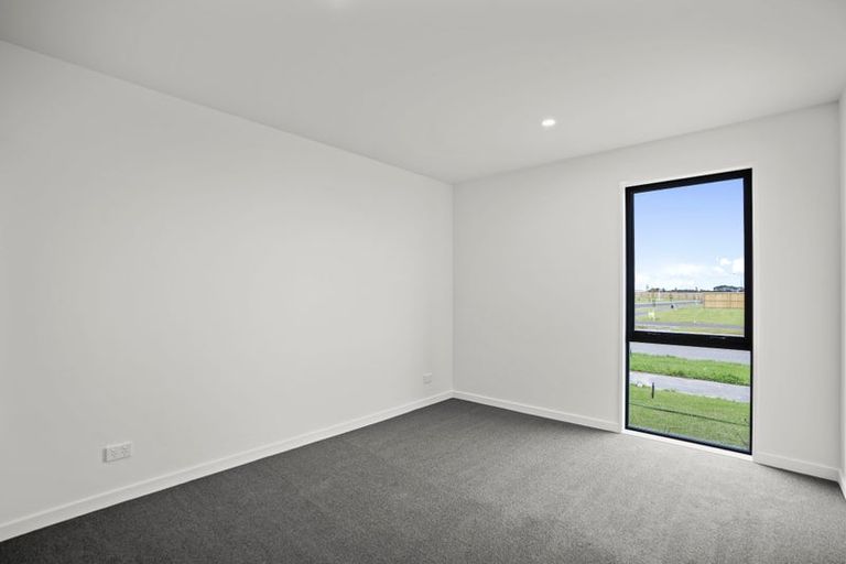 Photo of property in 14 Falcons View Drive, Rolleston, 7615