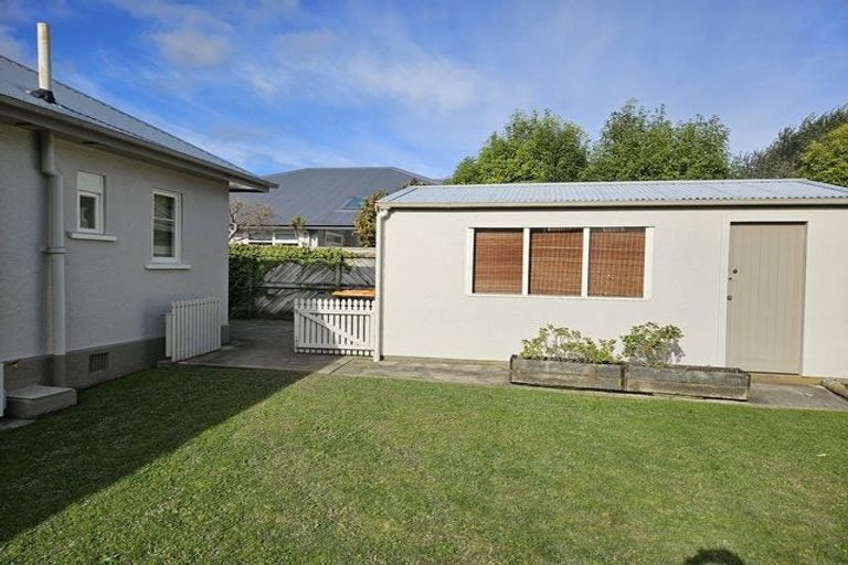 Photo of property in 6 Manuka Street, Hokowhitu, Palmerston North, 4410