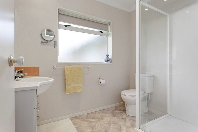 Photo of property in 10 Kittow Street, Tirau, 3410