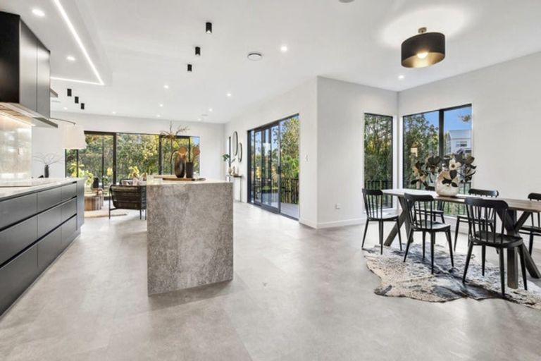 Photo of property in 22 Pukeko Road, Hobsonville, Auckland, 0616