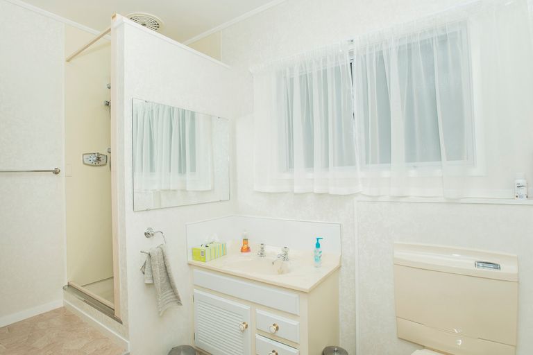 Photo of property in 60 Sunvale Crescent, Whataupoko, Gisborne, 4010