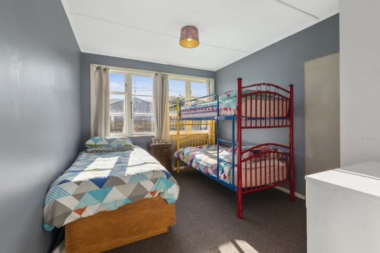 Photo of property in 1277 High Street, Taita, Lower Hutt, 5011