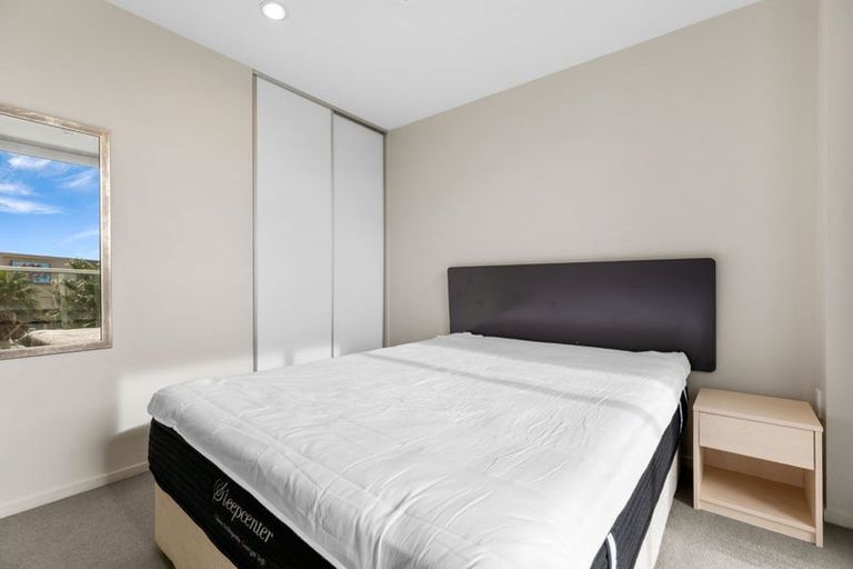 Photo of property in Proximity Apartments, 408/17 Osterley Way, Manukau, Auckland, 2104