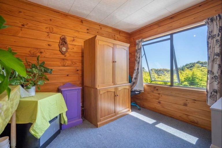 Photo of property in 338 Ngarara Road, Waikanae, 5391